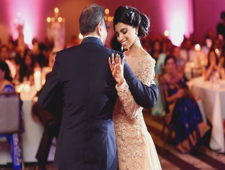 Mariée danse avec son papa